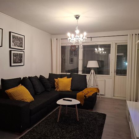 City Apartment Snellmaninkatu 22 A, Yksityinen Pistokkeellinen Paikoitus Sisaeltyy Hintaan Kuopio Exteriér fotografie